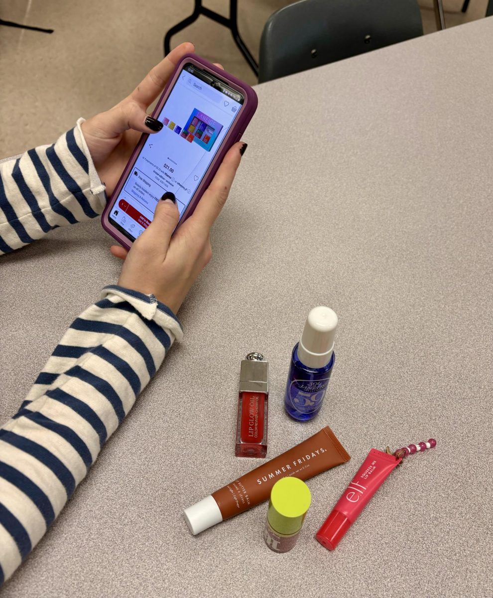 Woodgrove student scrolling through the Sephora website during school hours. Photo provided by Honor Watson.
